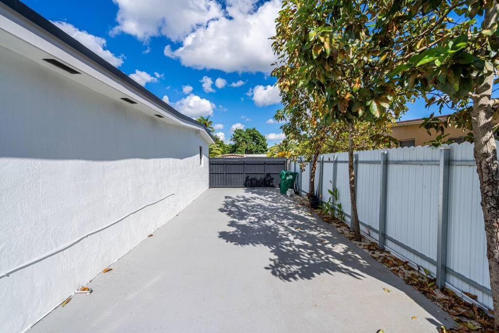 Casa De Miller * Tamiami